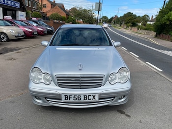 Used Mercedes-Benz 220 2006 for sale - 75613754: Photo