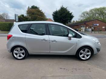 2013 - 1.4i 16V Tech Line 5dr