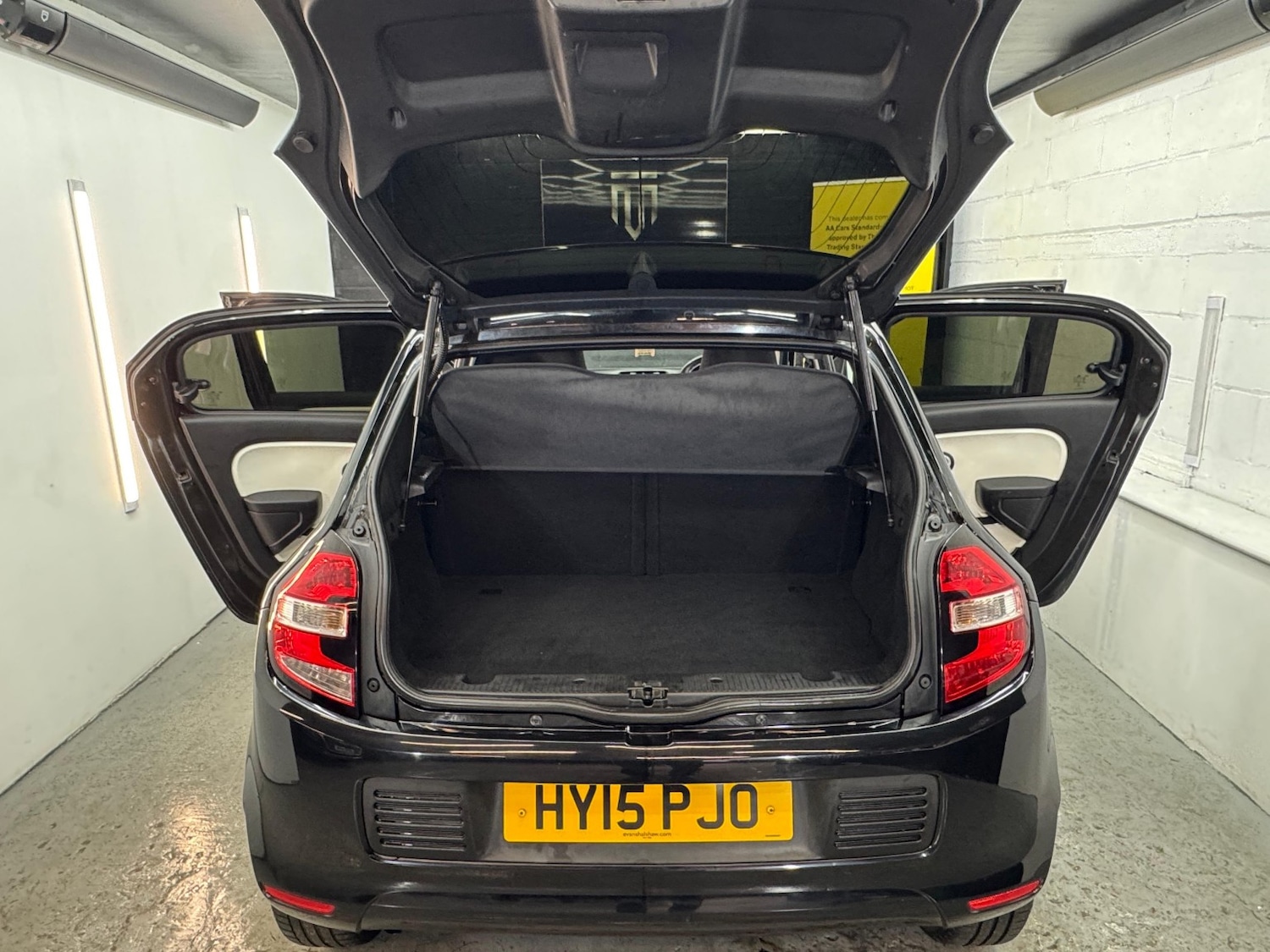 Used Renault Twingo 2015 for sale - 77145161: Photo 13