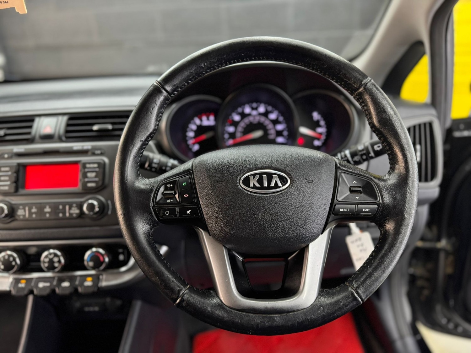 Used Kia Rio 2012 for sale - 76830411: Photo 32