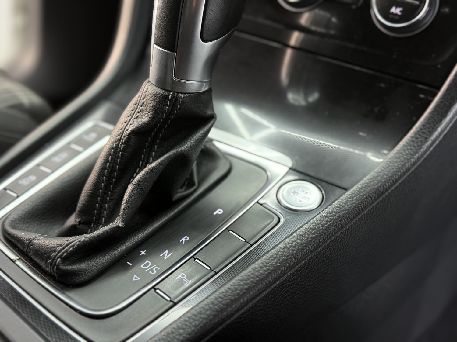 Used Volkswagen Golf 2014 for sale - 76517760: Photo 31