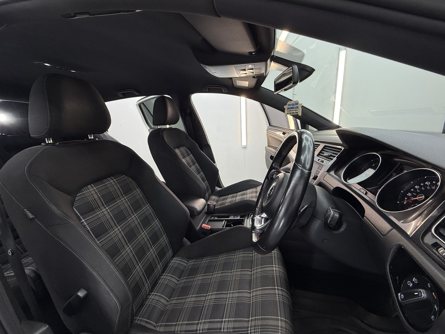 Used Volkswagen Golf 2014 for sale - 76517760: Photo 33