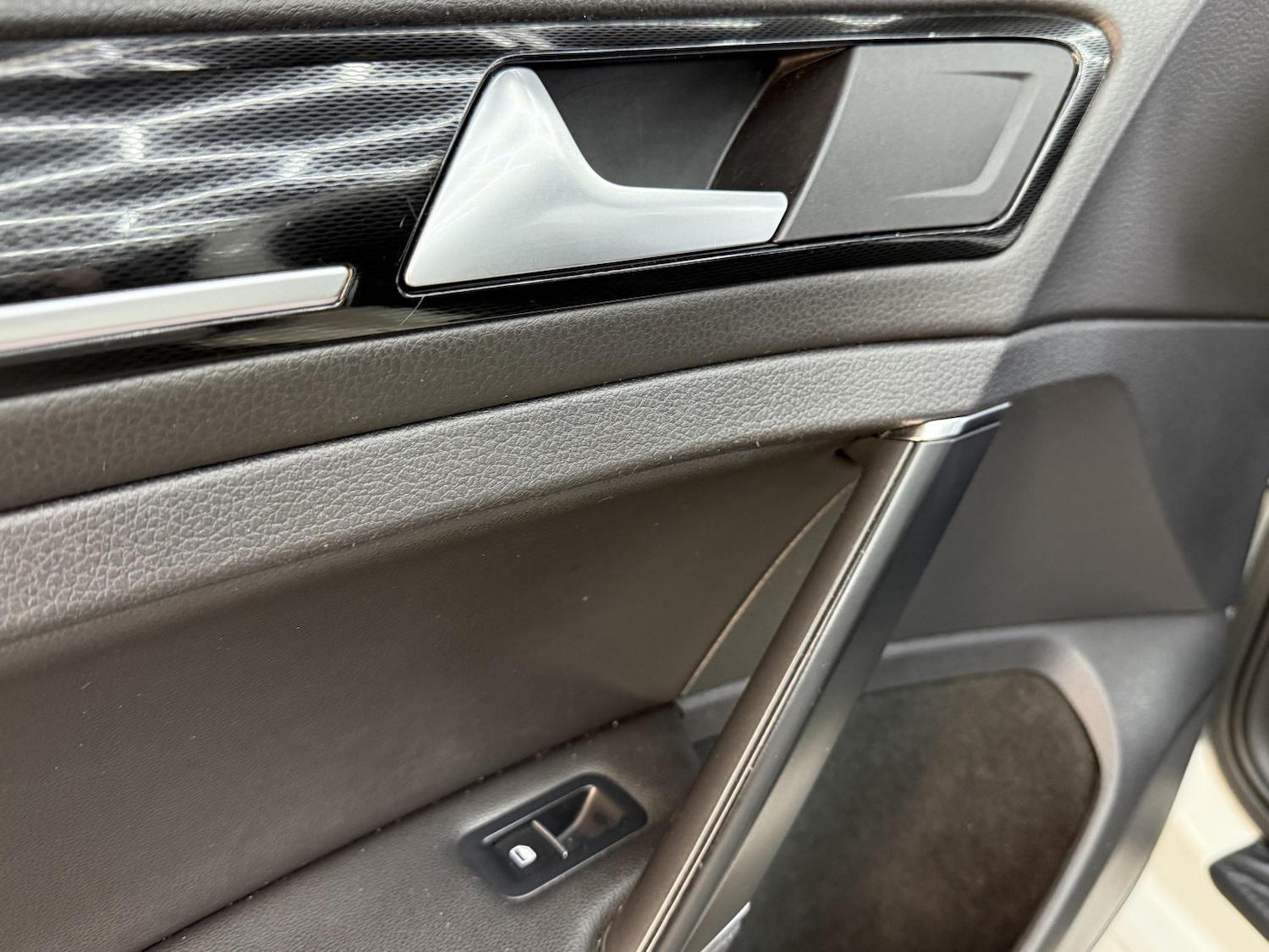 Used Volkswagen Golf 2014 for sale - 76517760: Photo 44