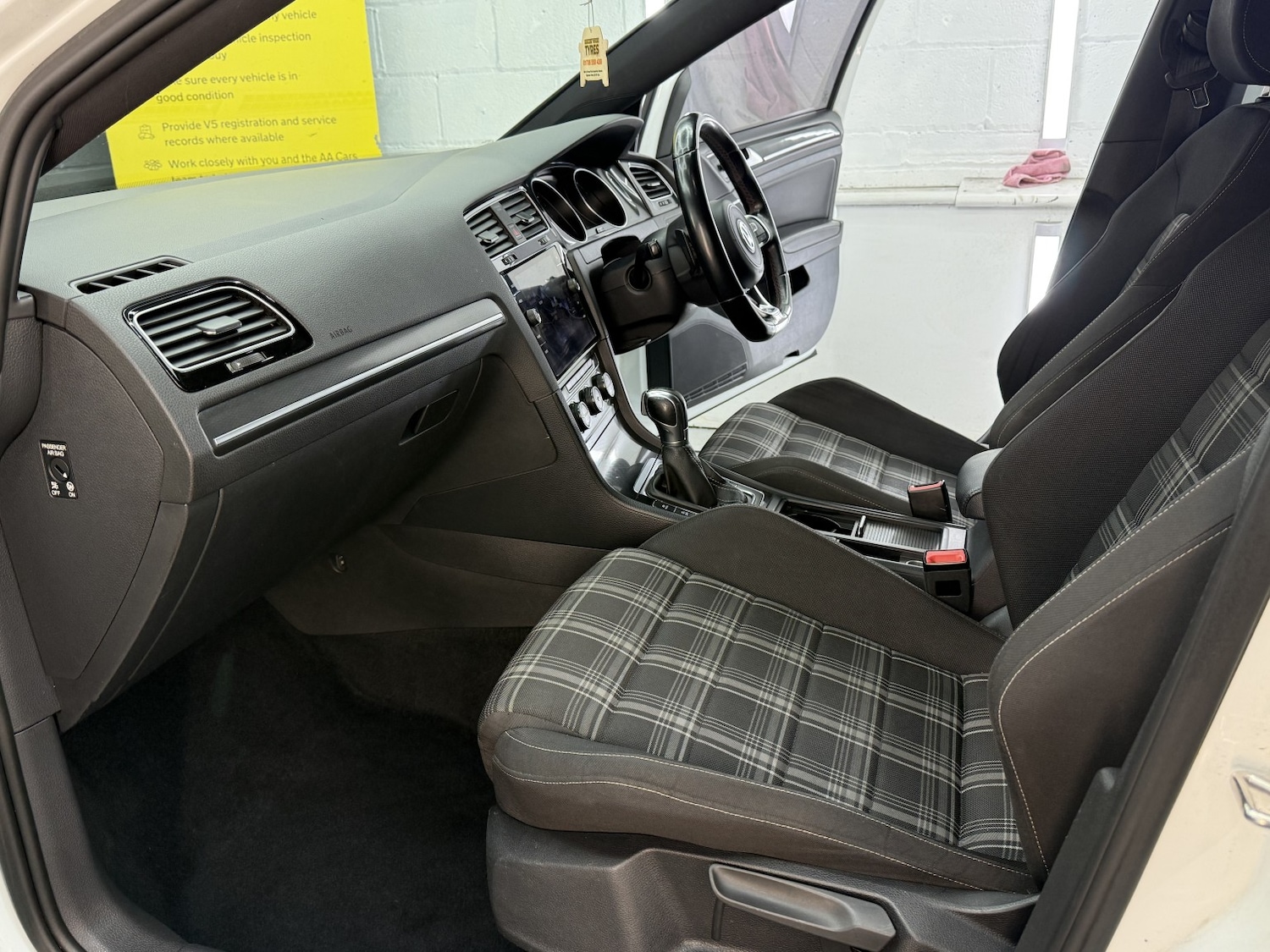 Used Volkswagen Golf 2014 for sale - 76517760: Photo 45