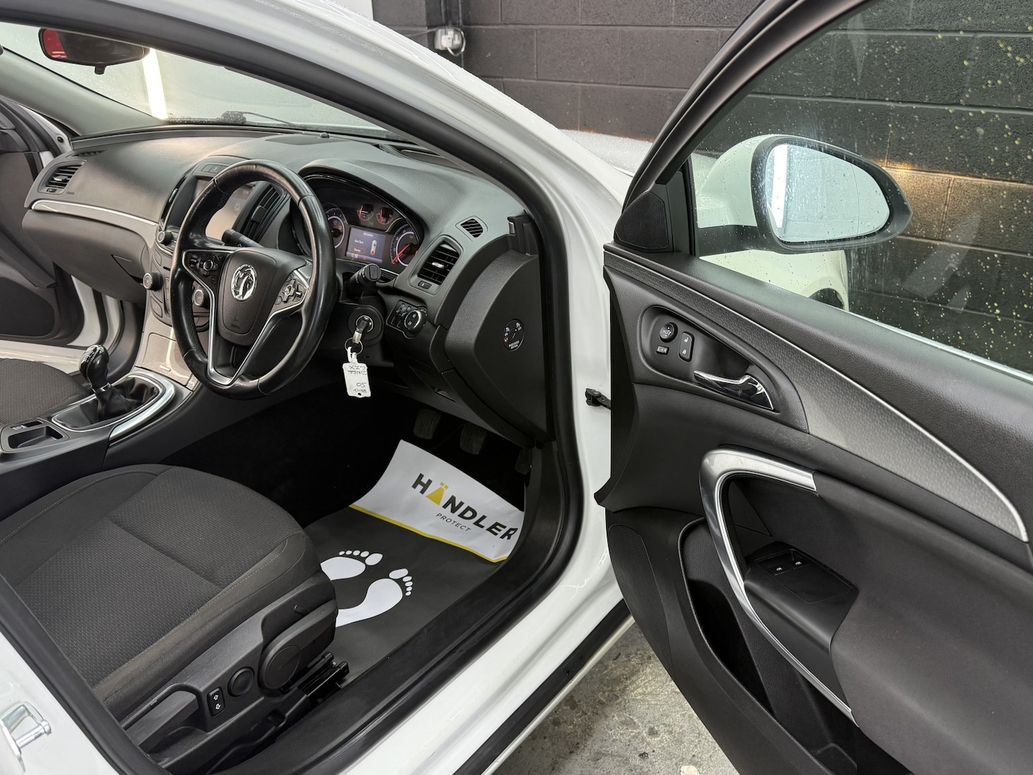 Used Vauxhall Insignia 2016 for sale - 77319838: Photo 14