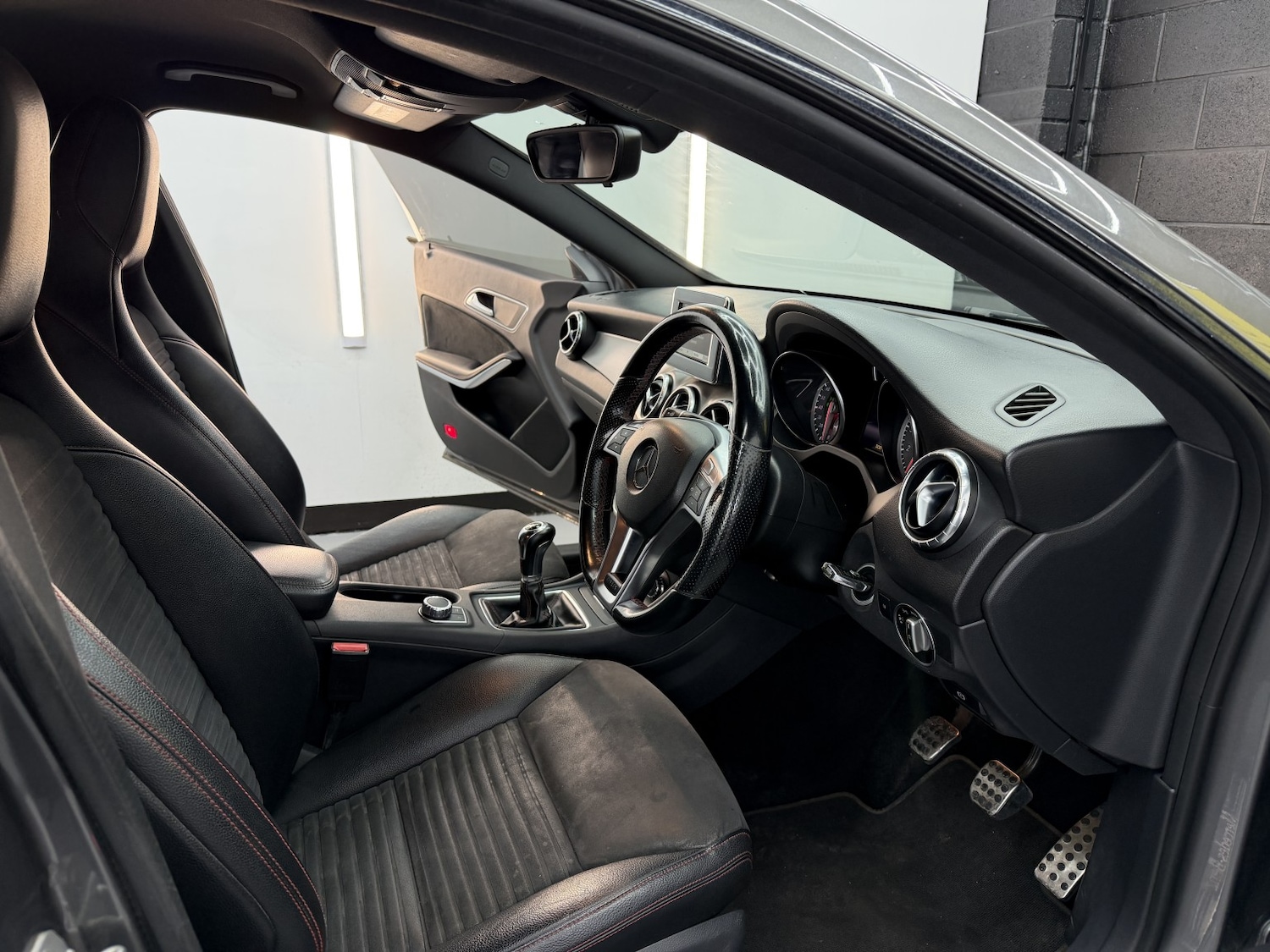 Used Mercedes-Benz CLA 2013 for sale - 77802638: Photo 25