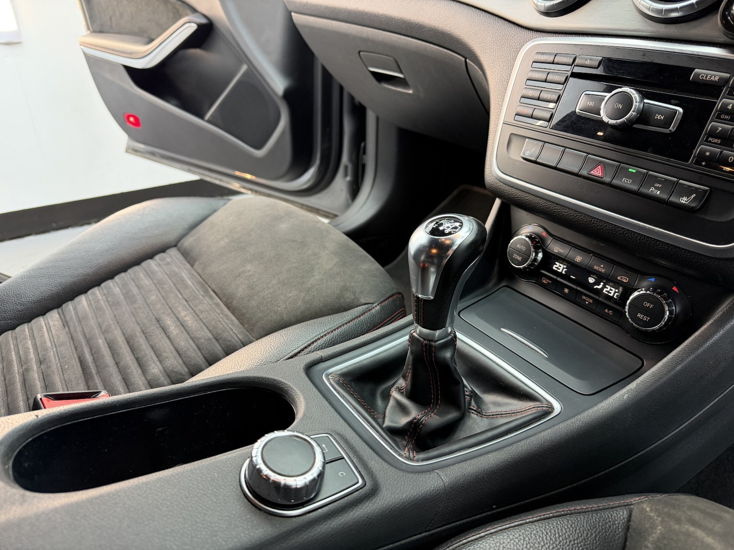 Used Mercedes-Benz CLA 2013 for sale - 77802638: Photo 29