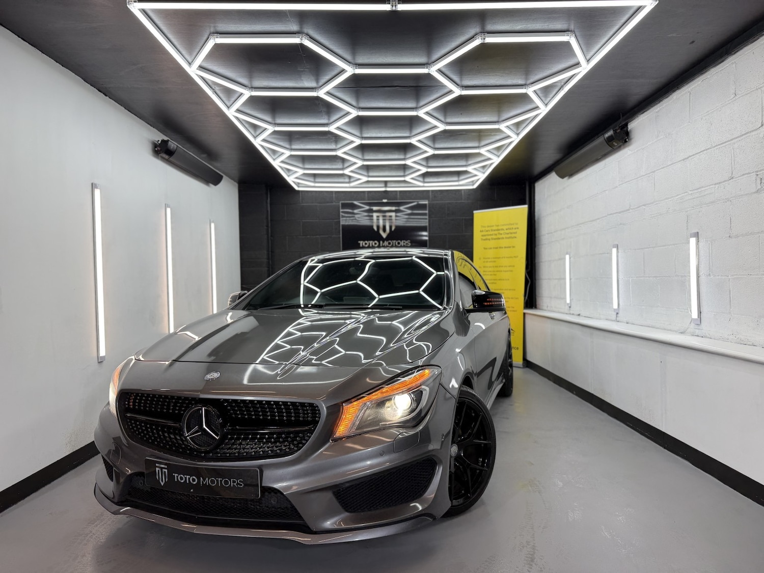 Used Mercedes-Benz CLA 2013 for sale - 77802638: Photo 3