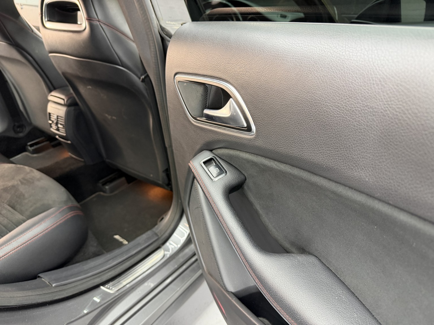 Used Mercedes-Benz CLA 2013 for sale - 77802638: Photo 31