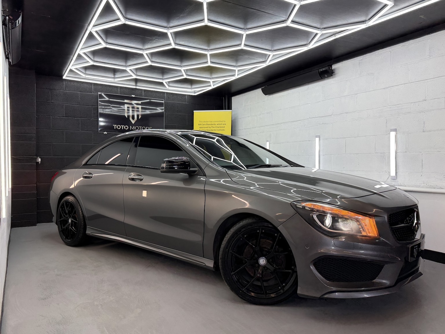 Used Mercedes-Benz CLA 2013 for sale - 77802638: Photo 8