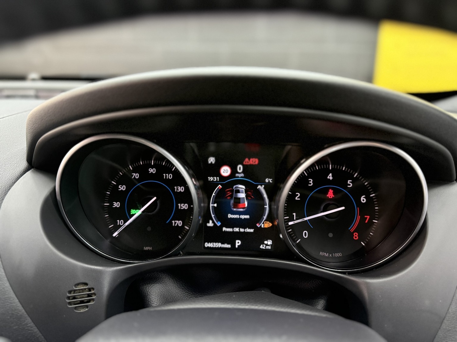 Used Jaguar XE 2017 for sale - 77240285: Photo 31