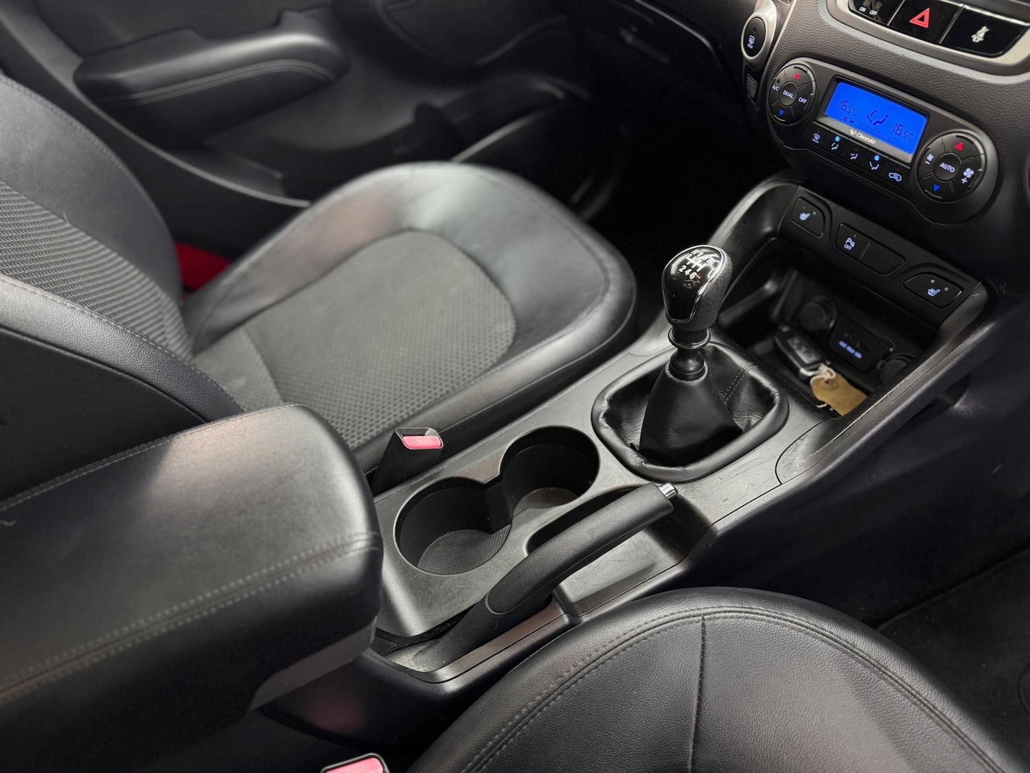 Used Hyundai Ix35 2013 for sale - 76421852: Photo 34