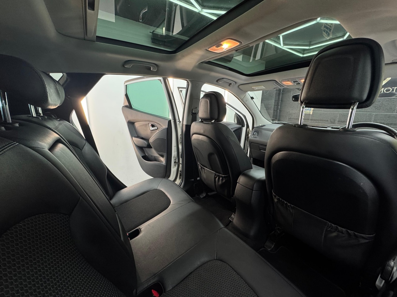 Used Hyundai Ix35 2013 for sale - 76421852: Photo 38