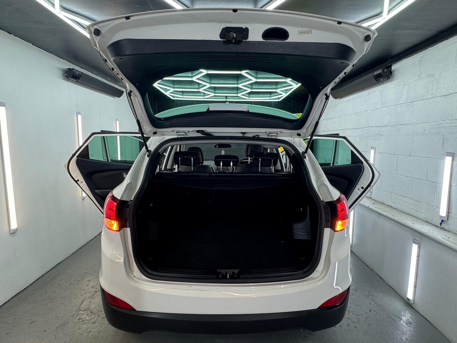 Used Hyundai Ix35 2013 for sale - 76421852: Photo 47