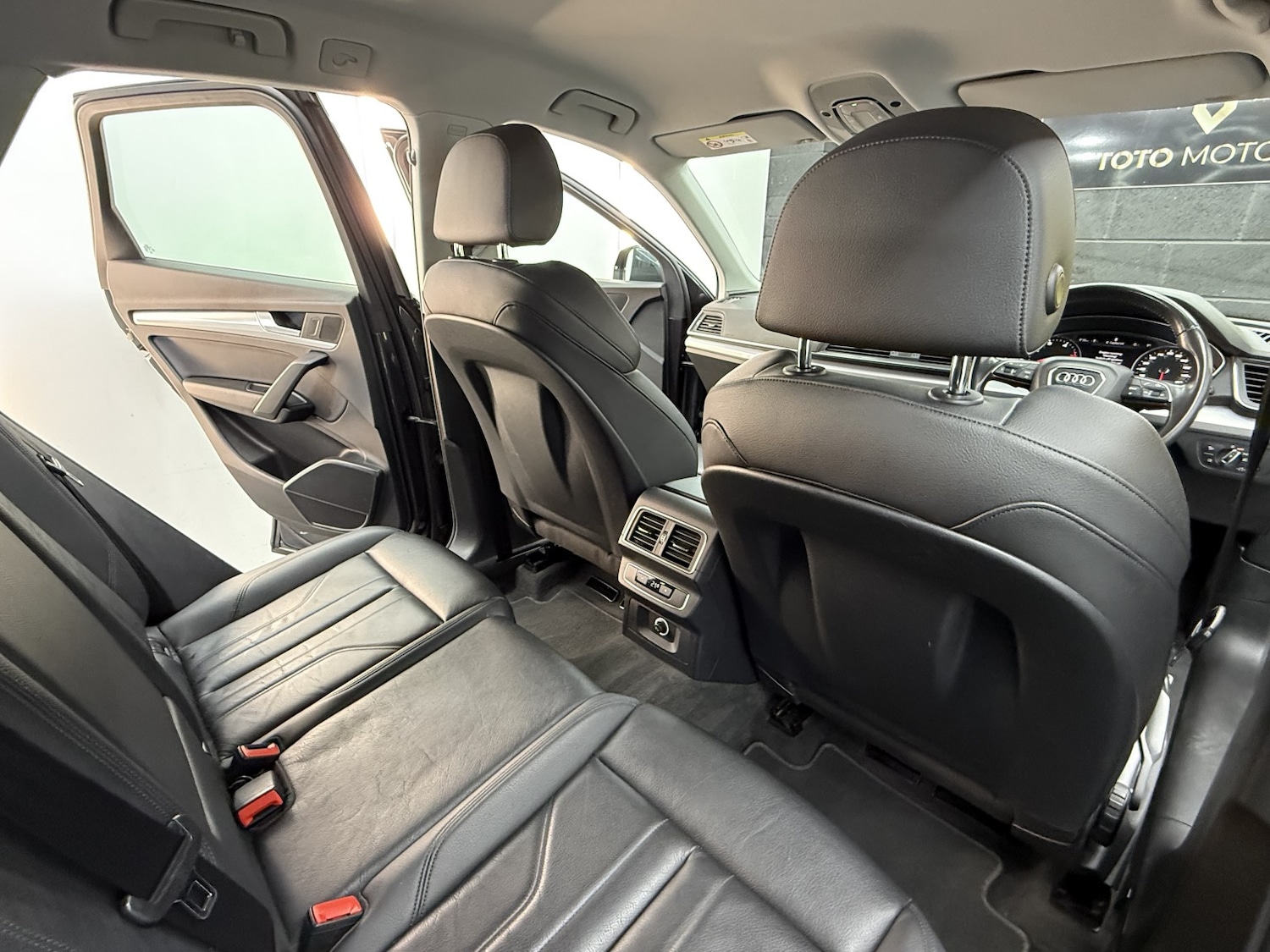 Used Audi Q5 2018 for sale - 77145170: Photo 49