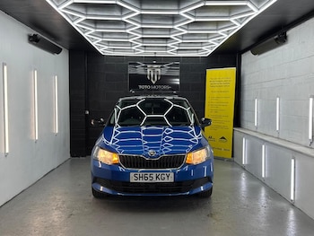 Used Skoda Fabia 2015 for sale - 75575428: Photo