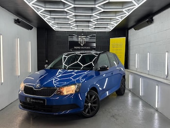 Used Skoda Fabia 2015 for sale - 75575428: Photo