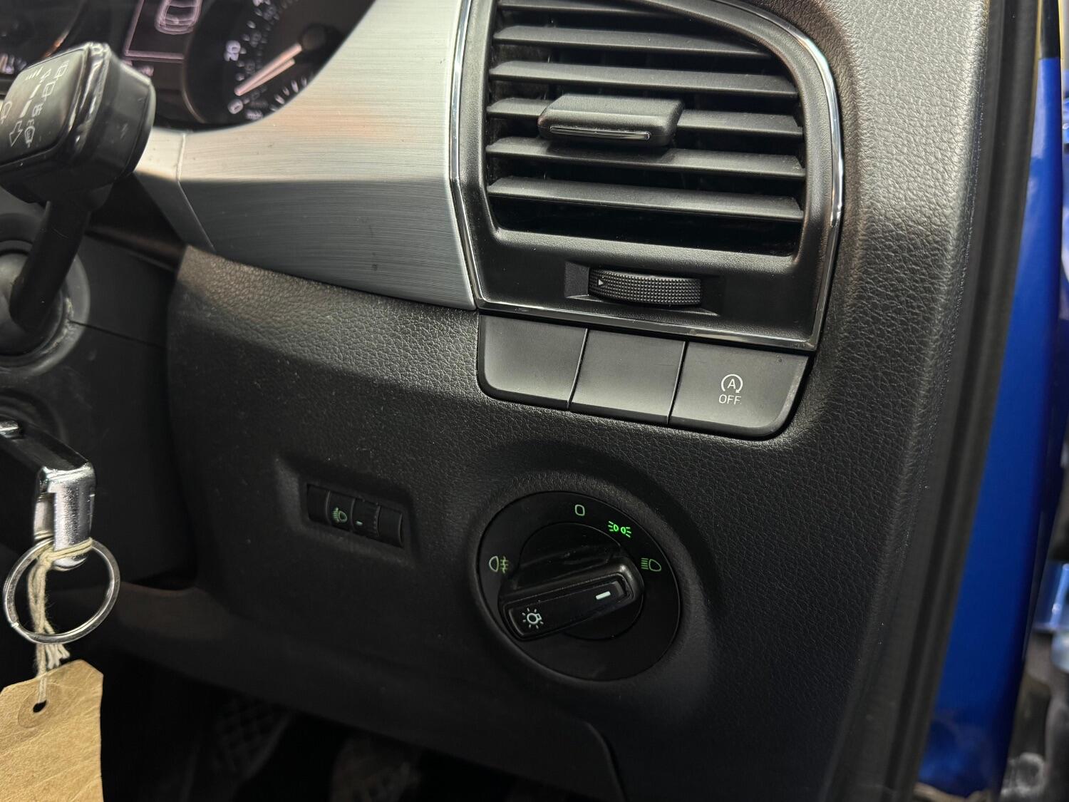 Used Skoda Fabia 2015 for sale - 77145171: Photo 19