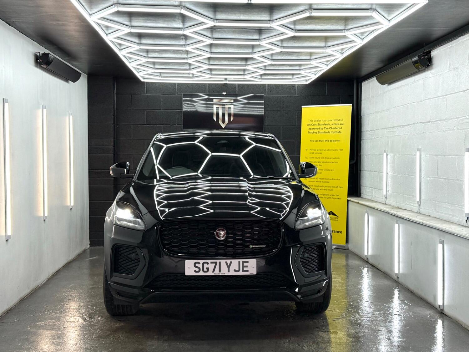 Used Jaguar E-Pace 2021 for sale - 77145177: Photo 2