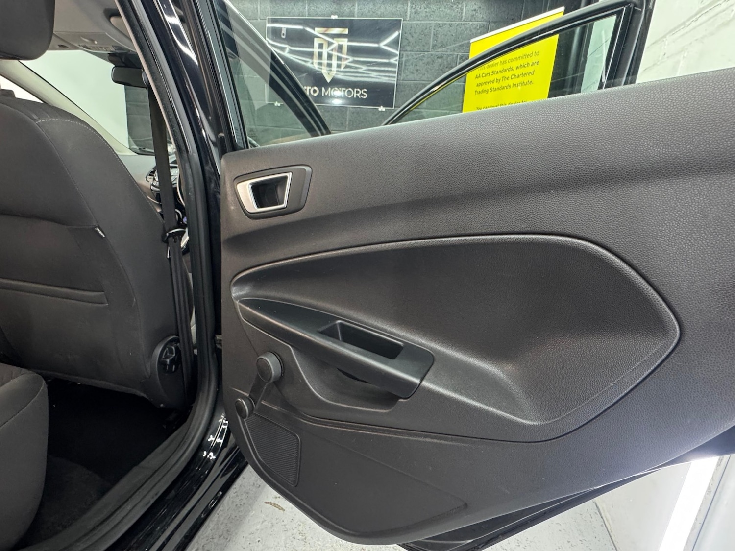 Used Ford Fiesta 2015 for sale - 76517795: Photo 27