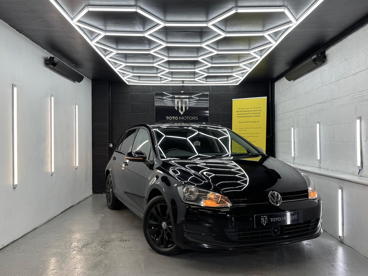 Used Volkswagen Golf 2013 for sale - 76751776: Photo 1