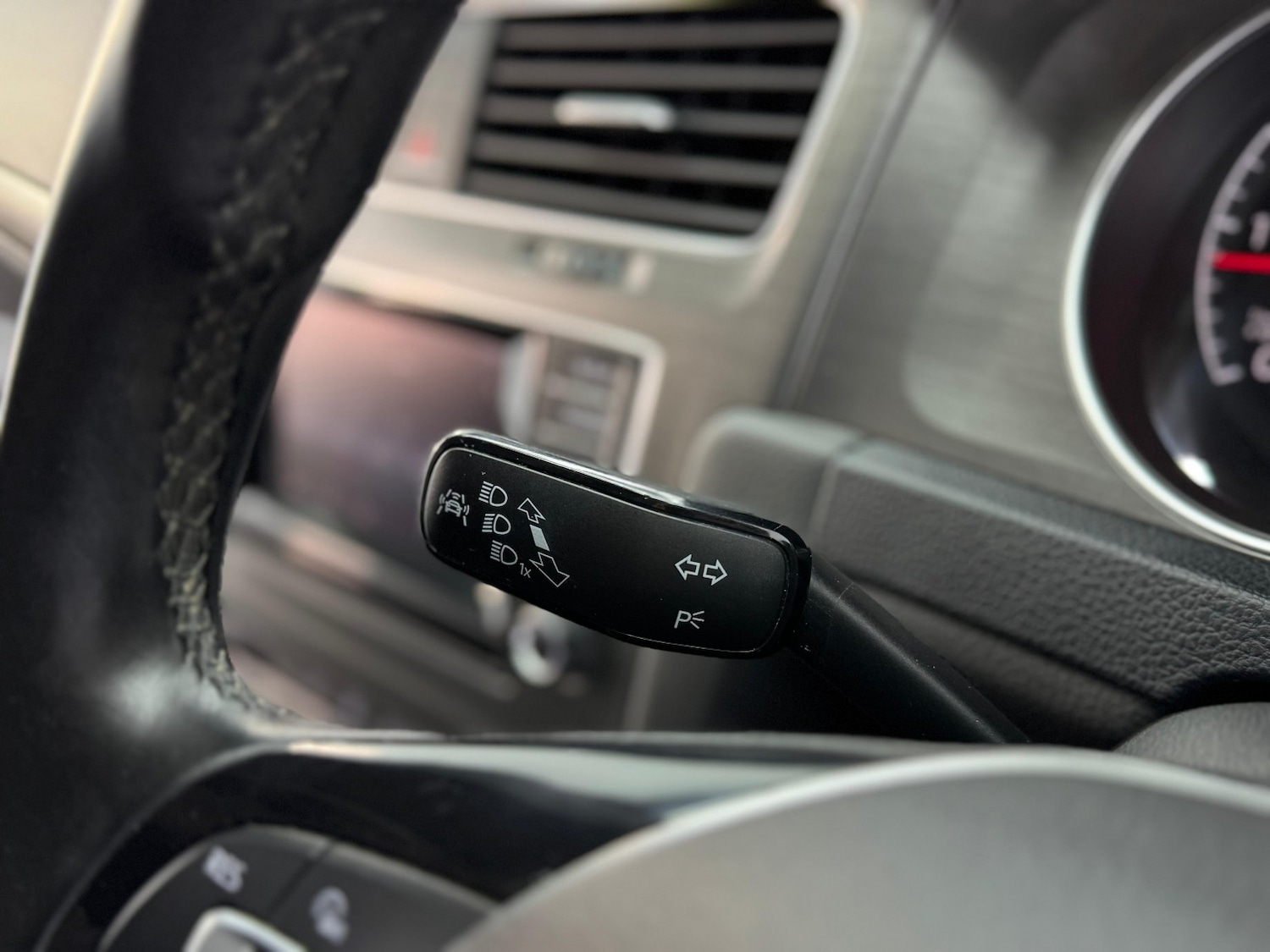 Used Volkswagen Golf 2013 for sale - 76751776: Photo 24