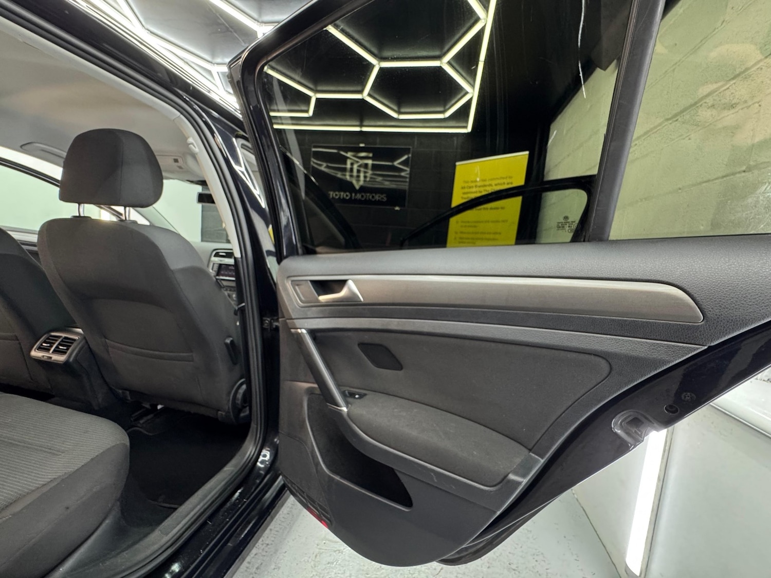 Used Volkswagen Golf 2013 for sale - 76751776: Photo 28