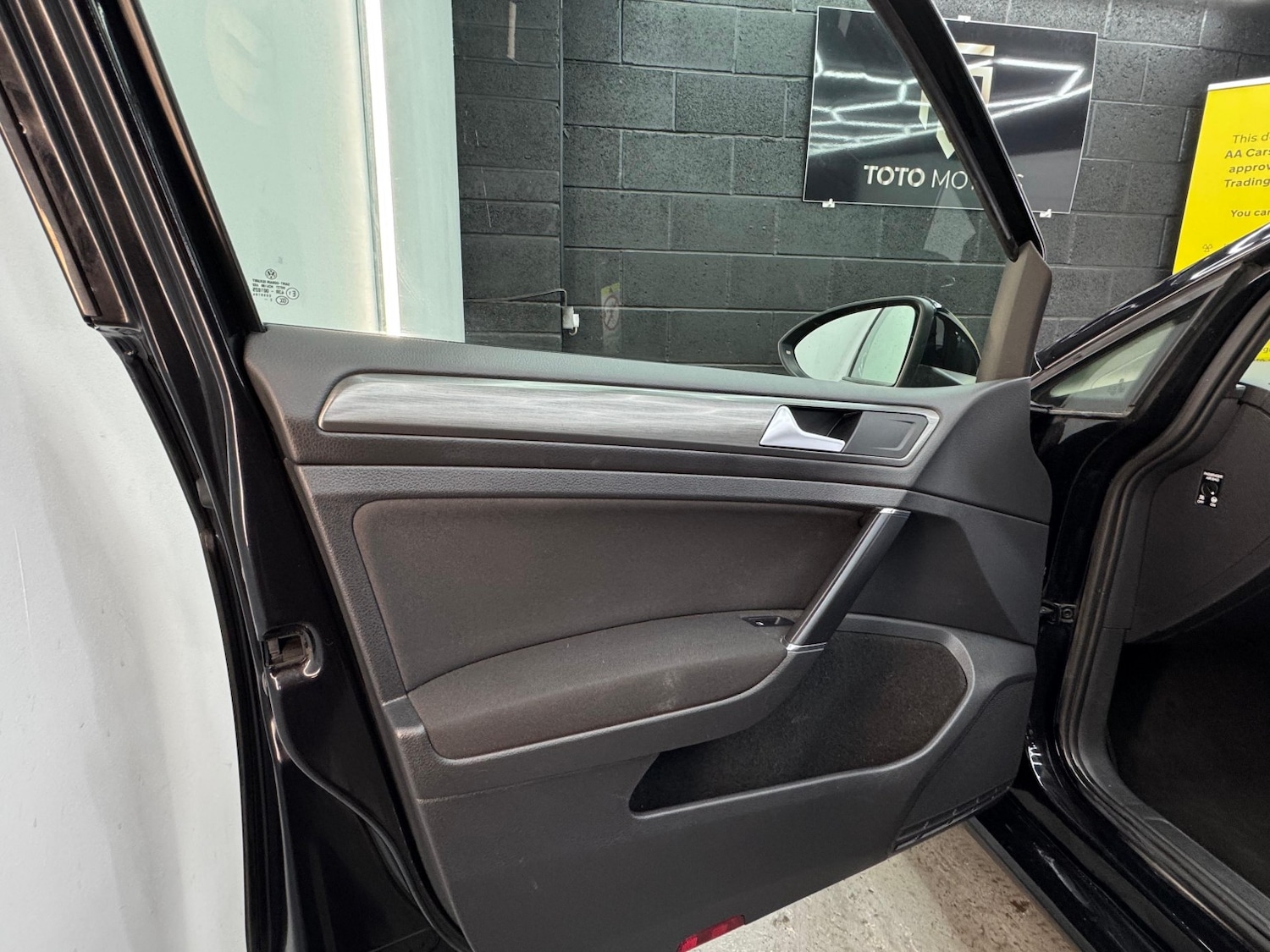 Used Volkswagen Golf 2013 for sale - 76751776: Photo 36