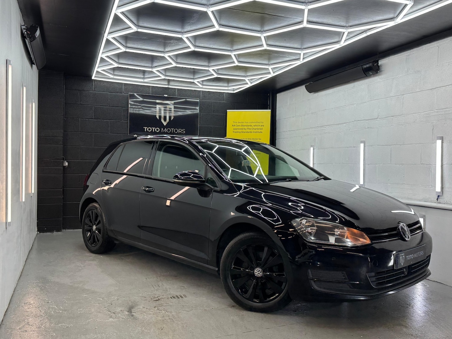 Used Volkswagen Golf 2013 for sale - 76751776: Photo 4