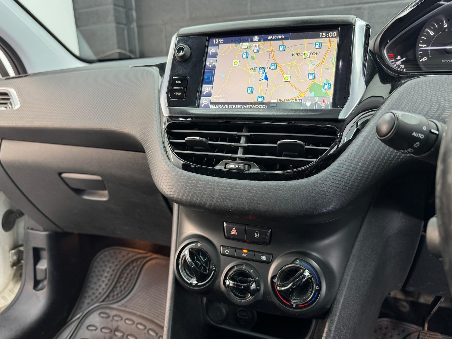 Used Peugeot 208 2016 for sale - 77145169: Photo 29