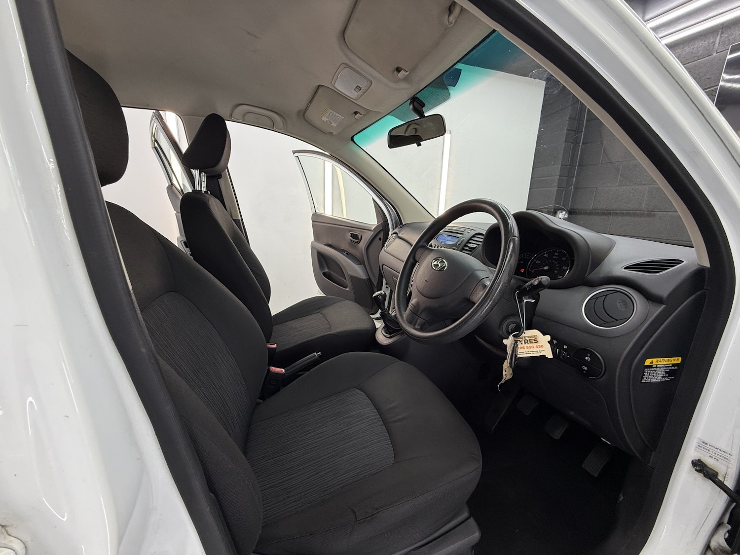 Used Hyundai i10 2013 for sale - 76510841: Photo 20