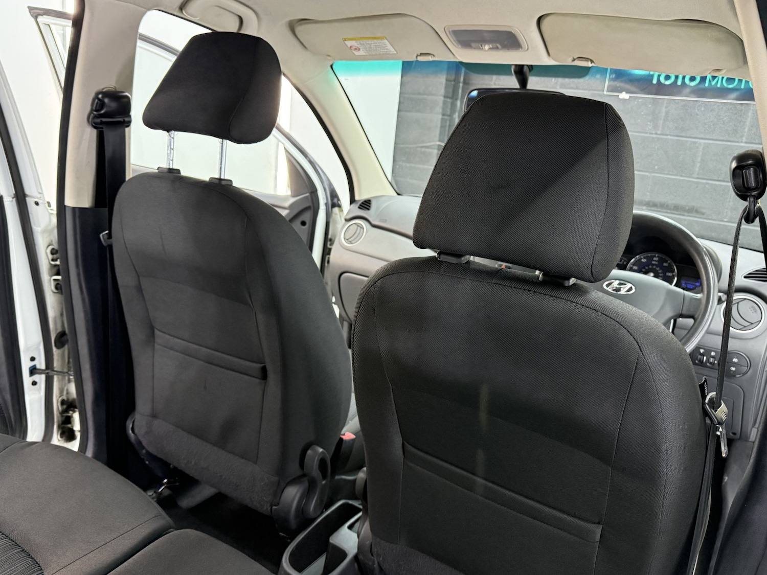 Used Hyundai i10 2013 for sale - 76510841: Photo 31