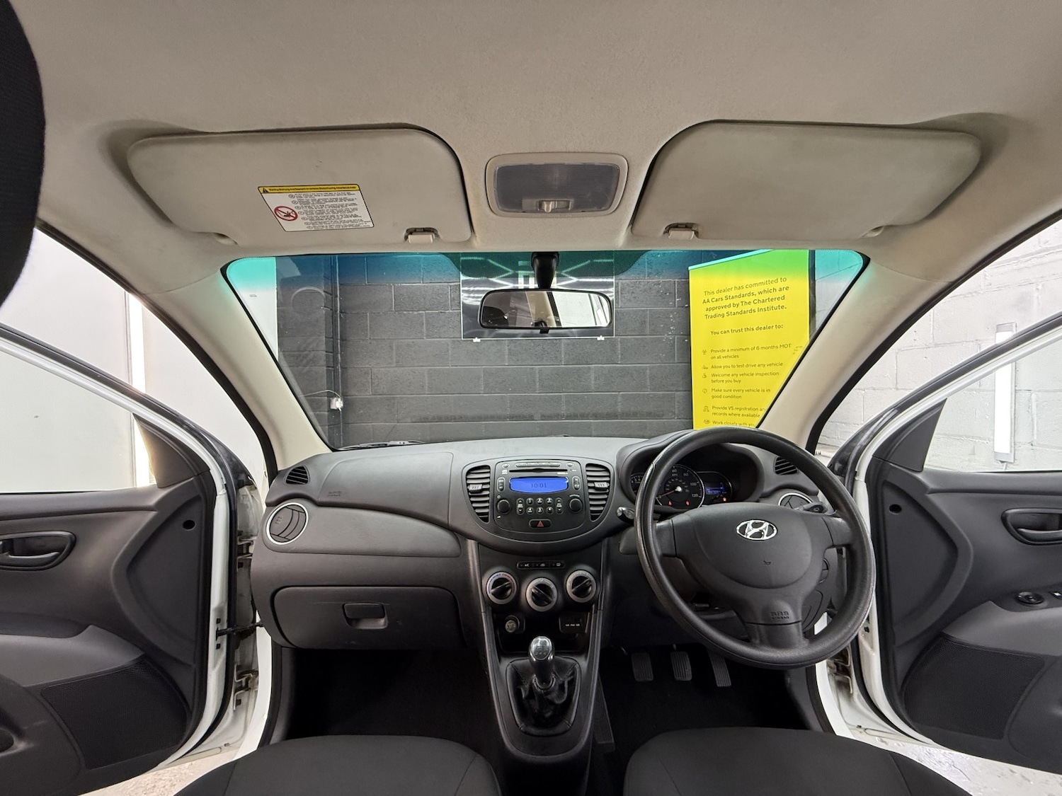 Used Hyundai i10 2013 for sale - 76510841: Photo 32