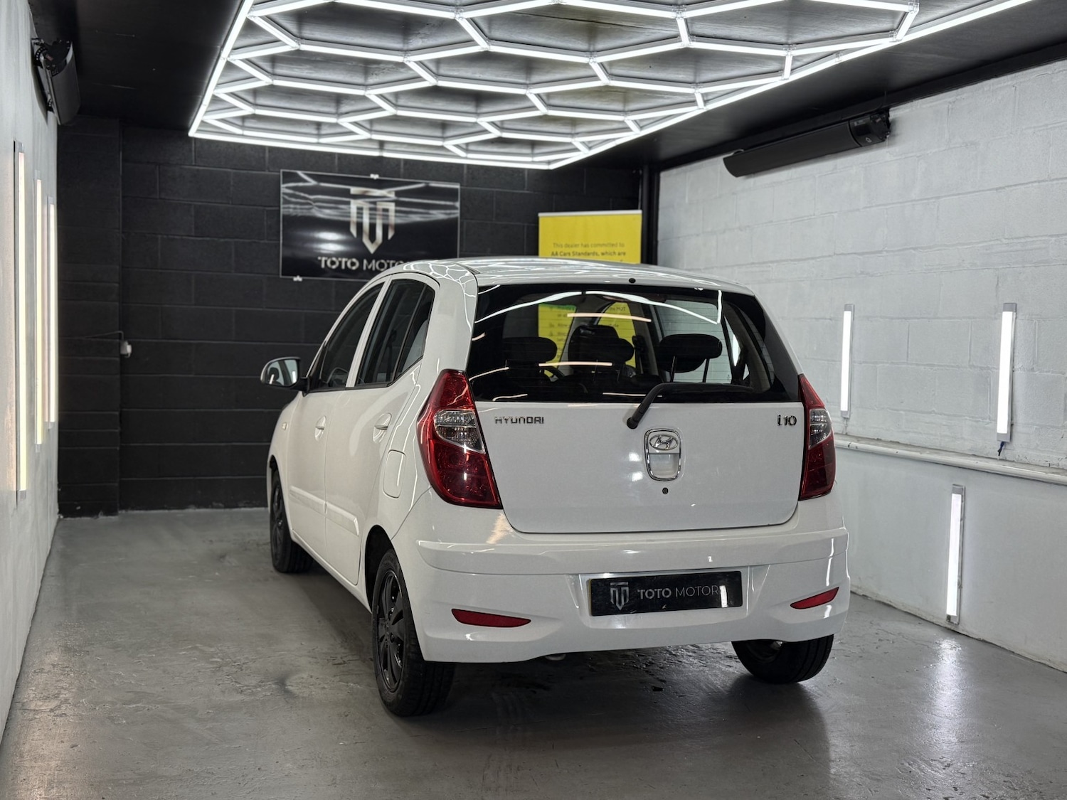 Used Hyundai i10 2013 for sale - 76510841: Photo 7