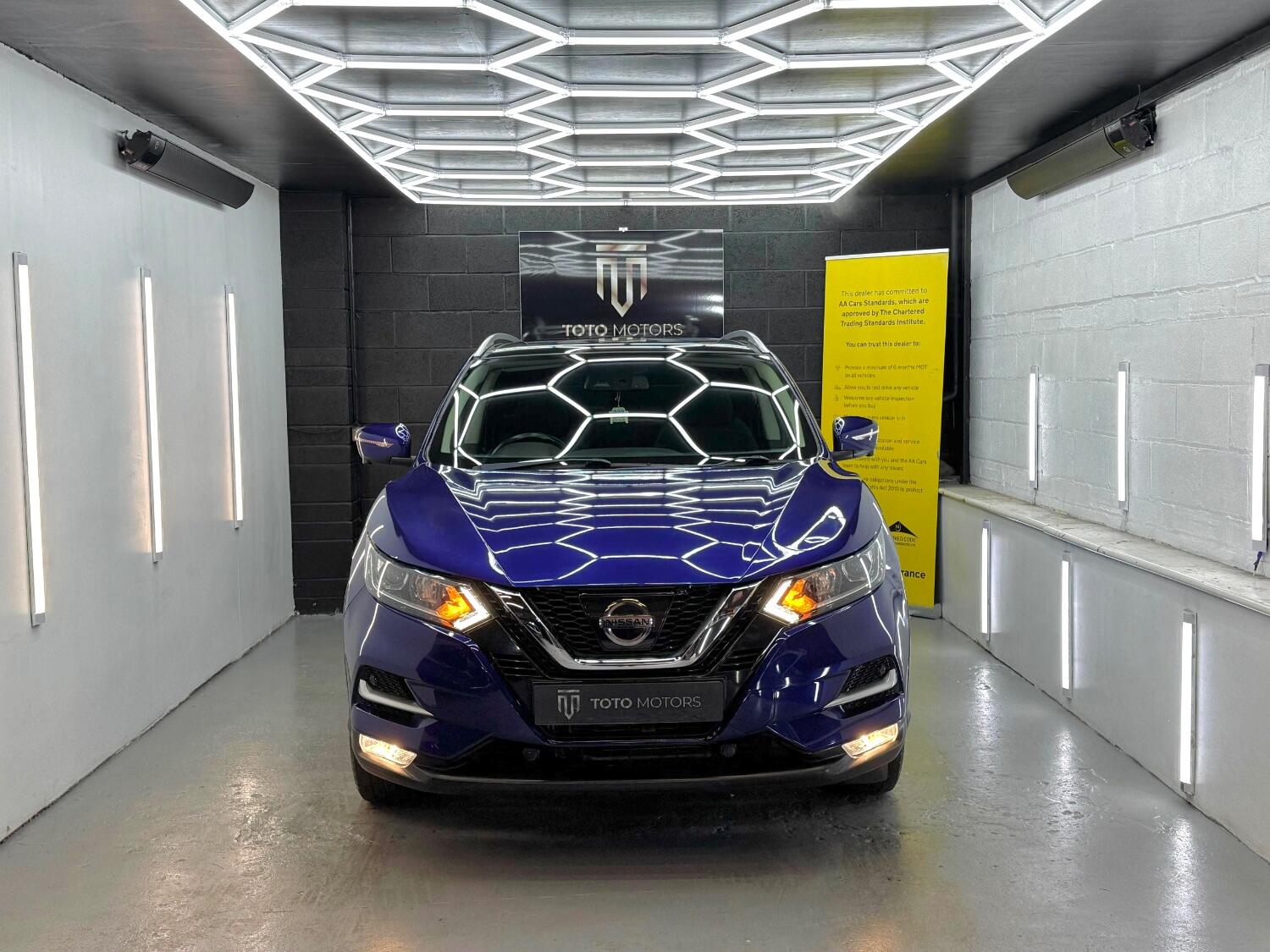 Used Nissan Qashqai 2017 for sale - 77145173: Photo 2