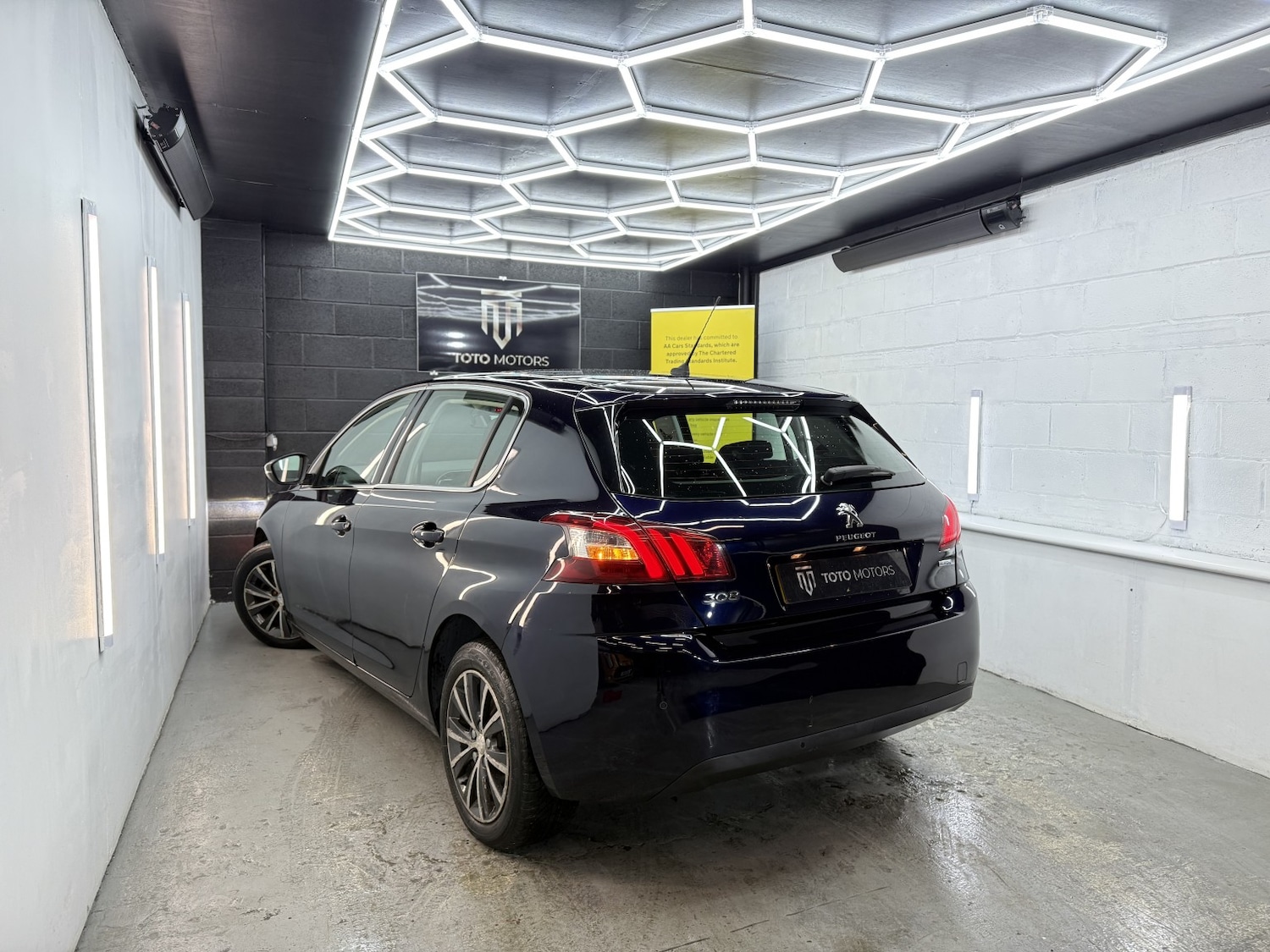 Used Peugeot 308 2016 for sale - 77558538: Photo 16