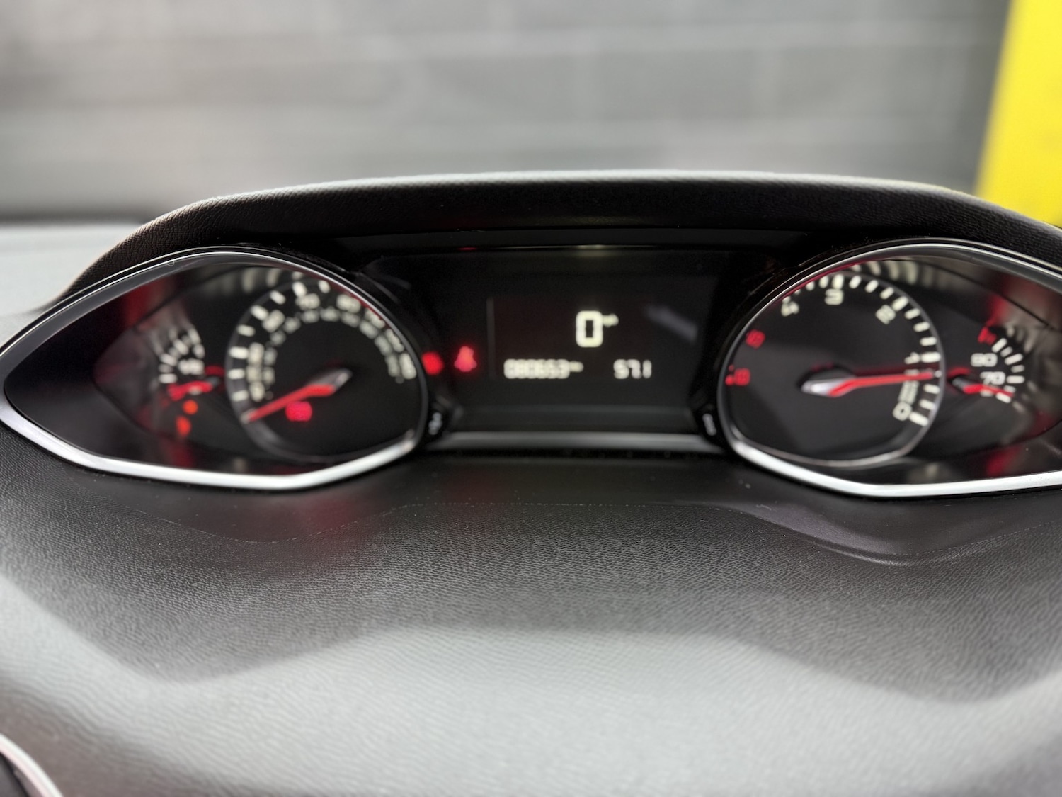 Used Peugeot 308 2016 for sale - 77558538: Photo 21