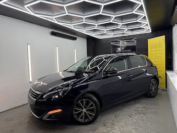 Used Peugeot 308 2016 for sale - 77558538: Photo