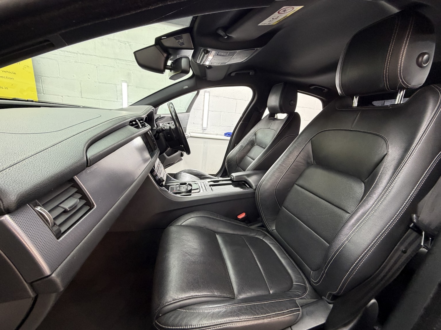 Used Jaguar XF 2015 for sale - 77802637: Photo 26