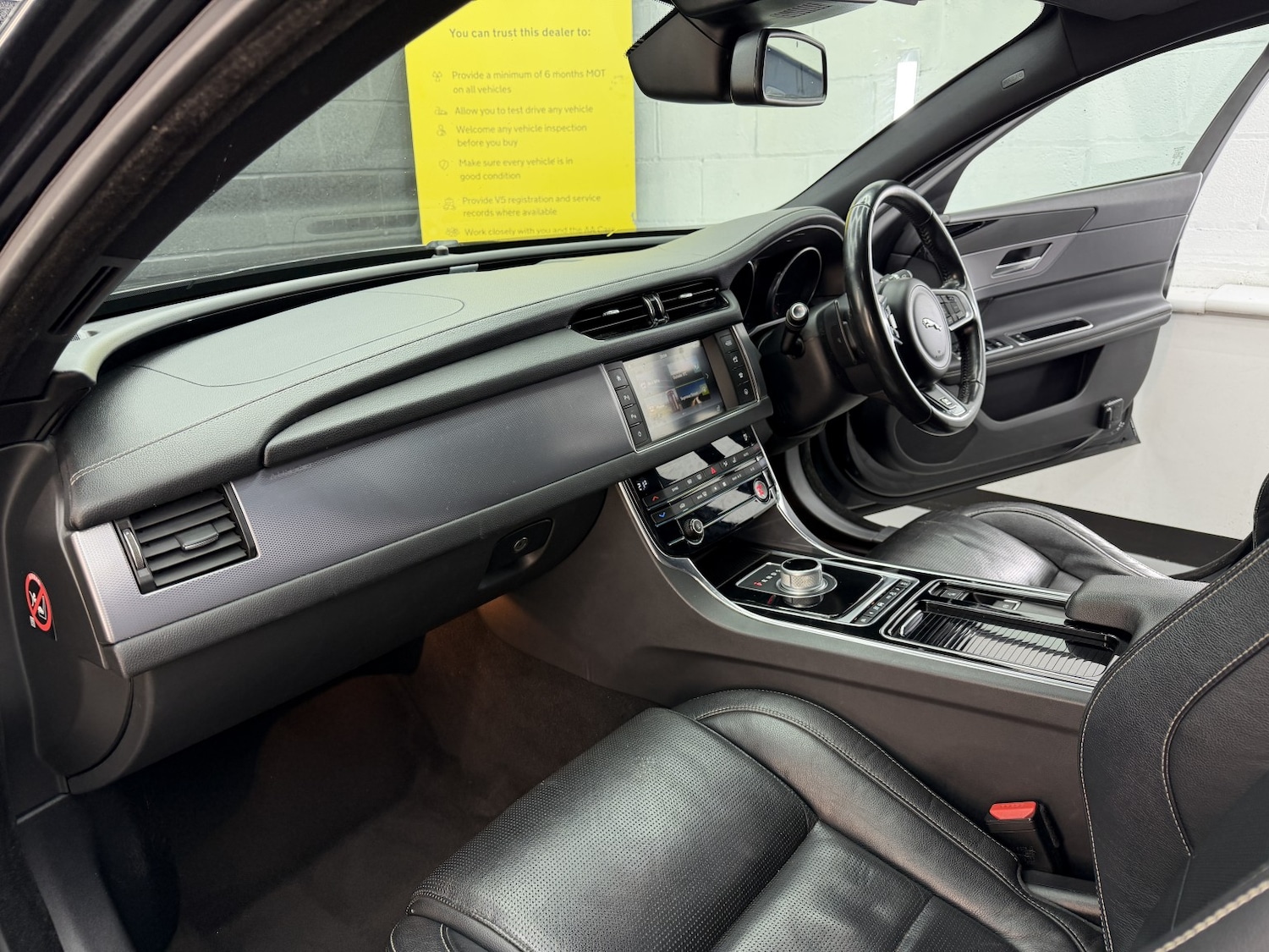 Used Jaguar XF 2015 for sale - 77802637: Photo 27