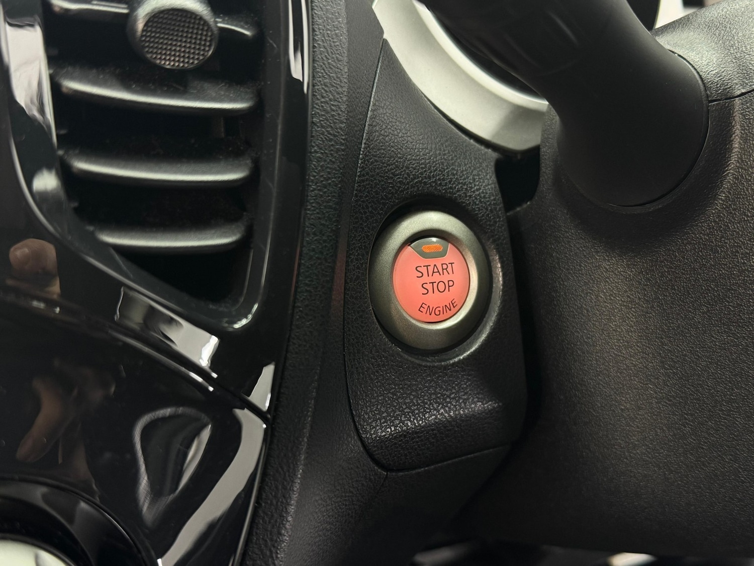 Used Nissan Juke 2012 for sale - 76142536: Photo 33