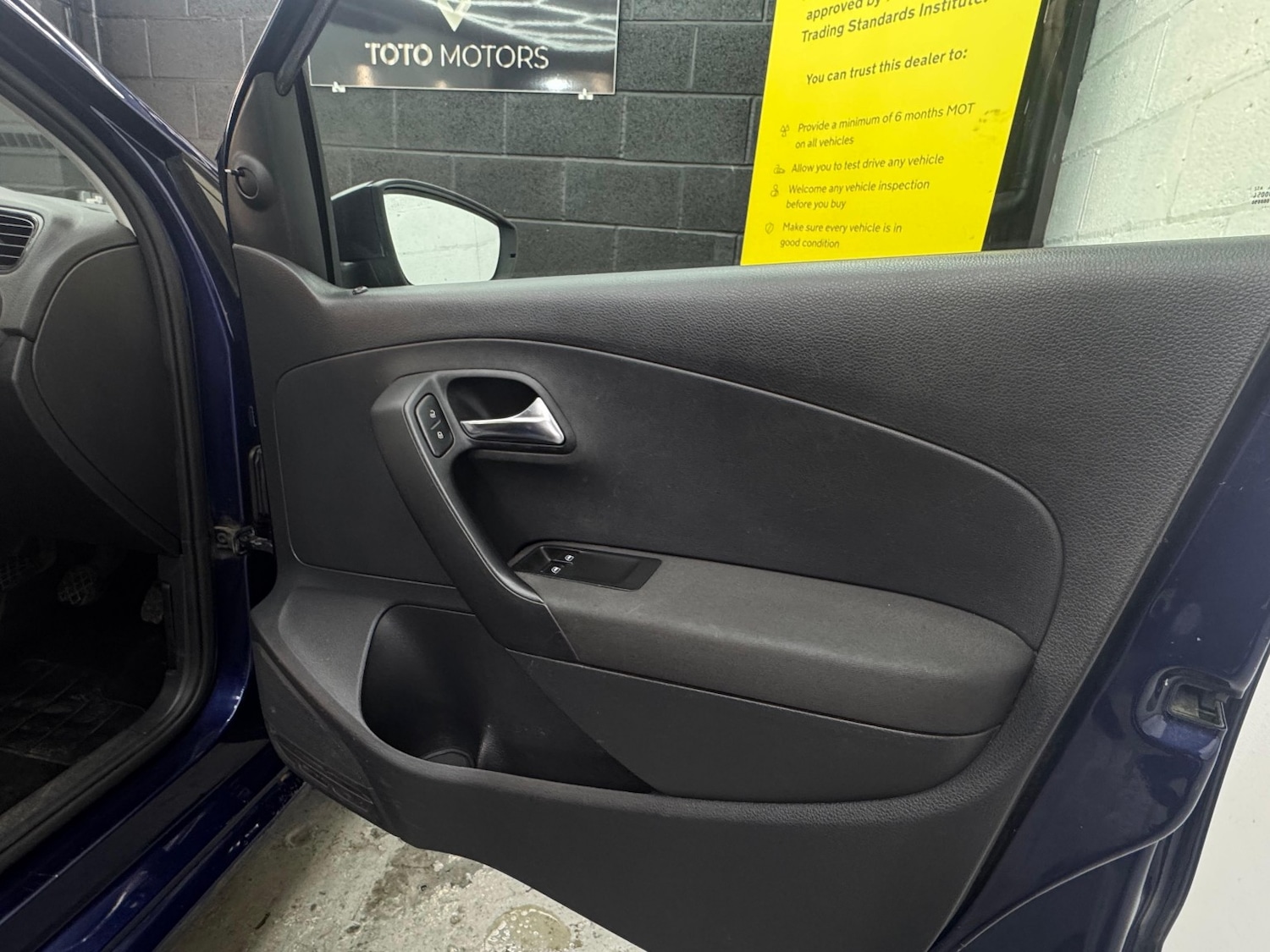 Used Volkswagen Polo 2010 for sale - 76941751: Photo 11