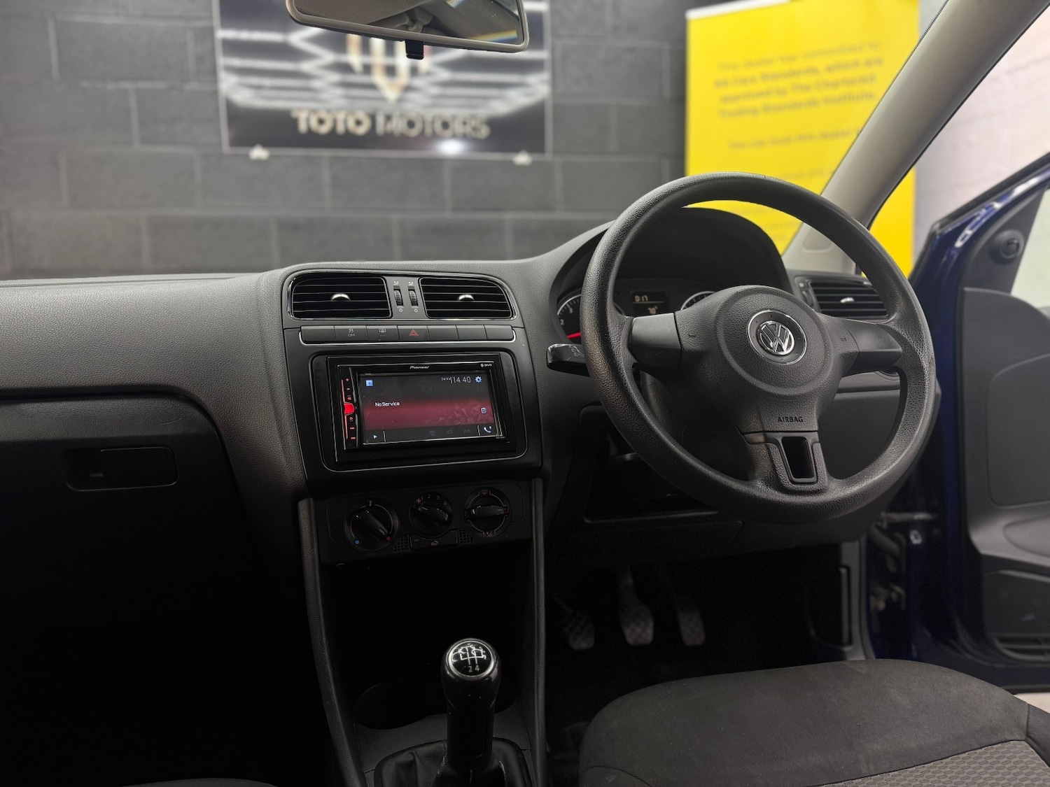 Used Volkswagen Polo 2010 for sale - 76941751: Photo 13