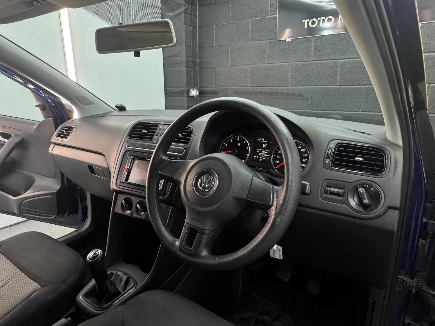 Used Volkswagen Polo 2010 for sale - 76941751: Photo 15