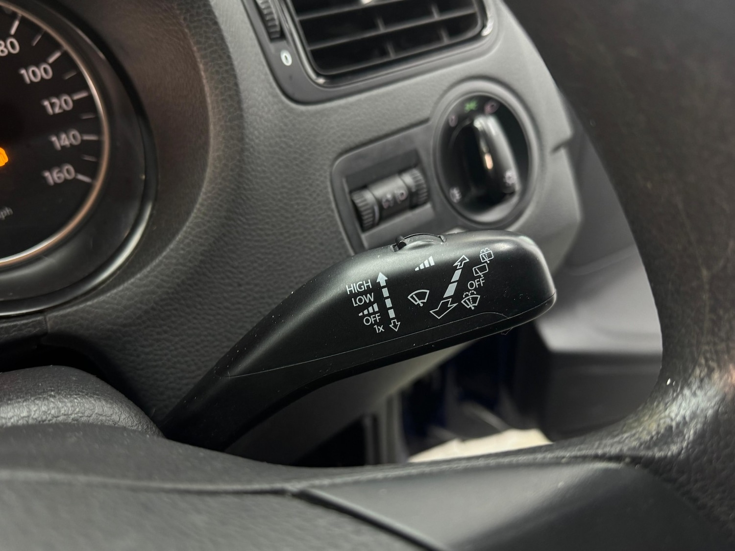 Used Volkswagen Polo 2010 for sale - 76941751: Photo 19