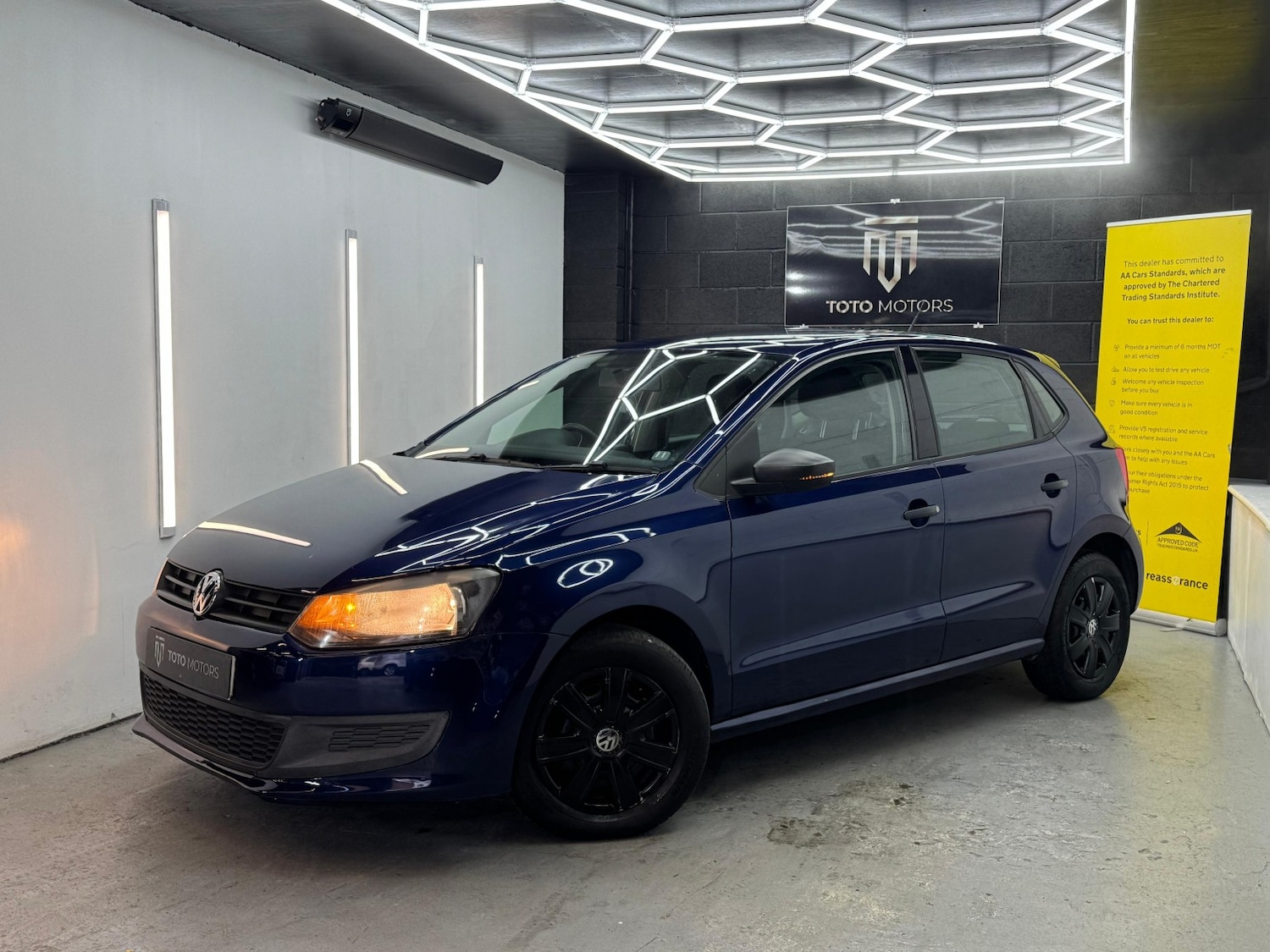 Used Volkswagen Polo 2010 for sale - 76941751: Photo 4