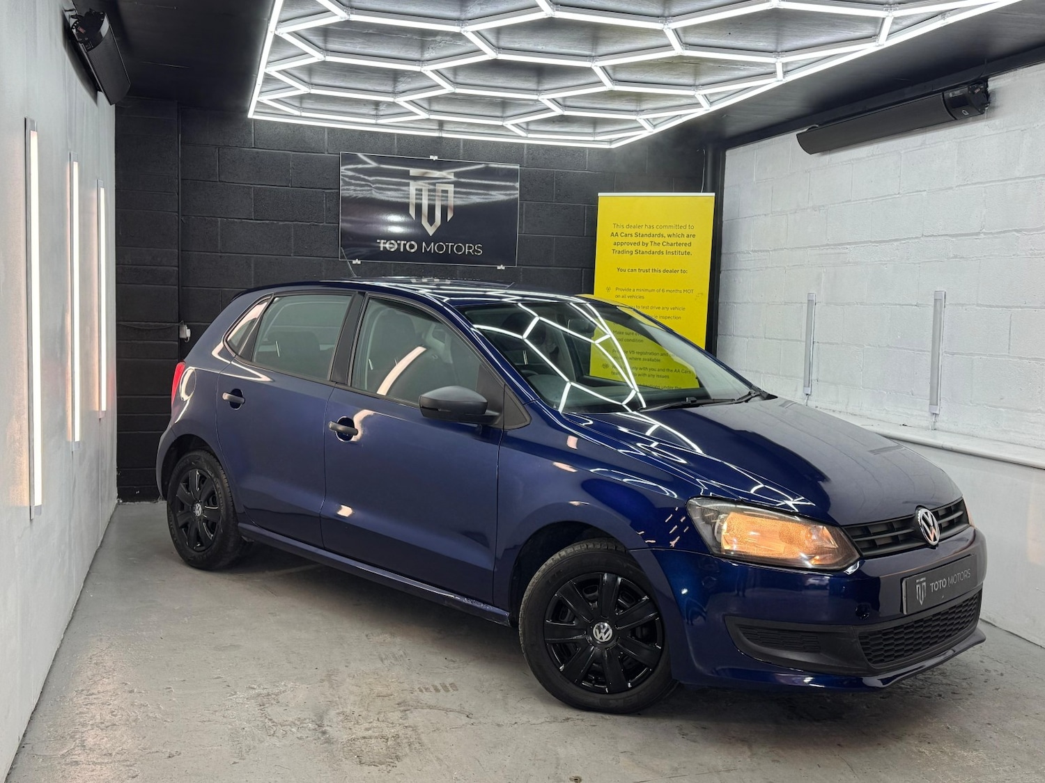 Used Volkswagen Polo 2010 for sale - 76941751: Photo 5