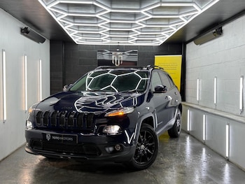 Used Jeep Cherokee 2015 for sale - 75836169: Photo