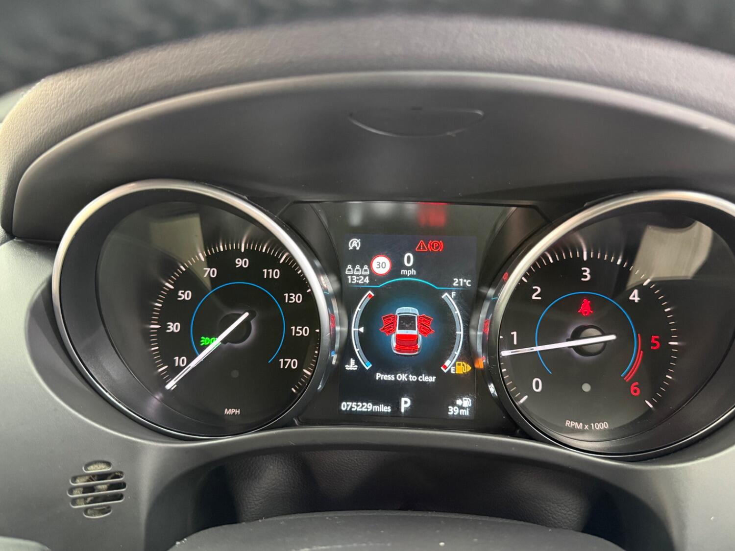 Used Jaguar F-Pace 2019 for sale - 77145175: Photo 30