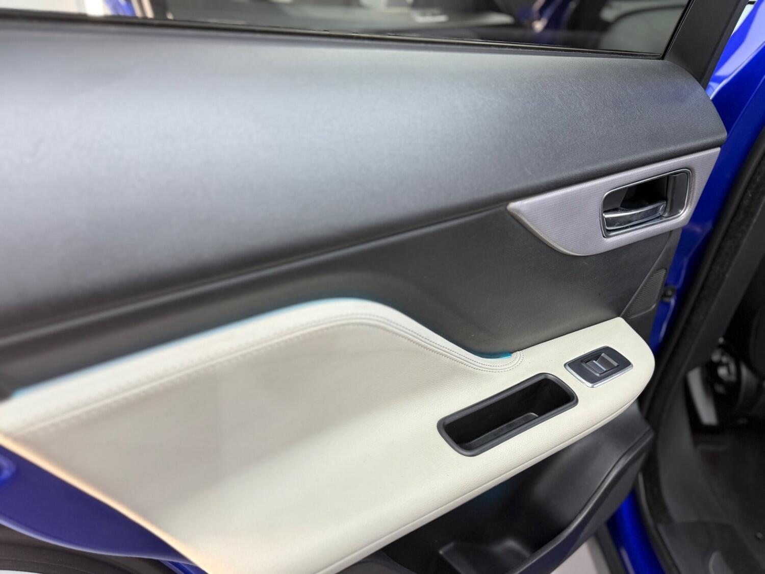 Used Jaguar F-Pace 2019 for sale - 77145175: Photo 43